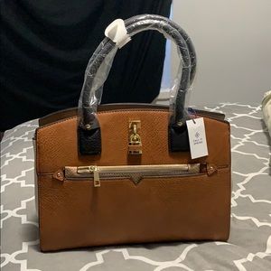 Medium sized hand bag